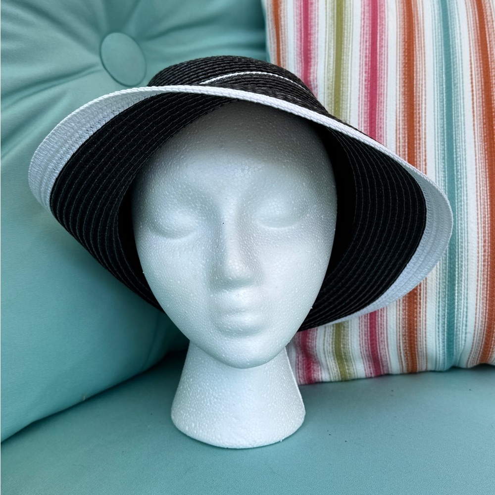 Elegant Black and White Women's Sun Hat